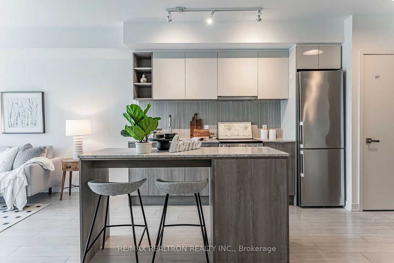 31, Tippett, Clanton Park, Toronto
