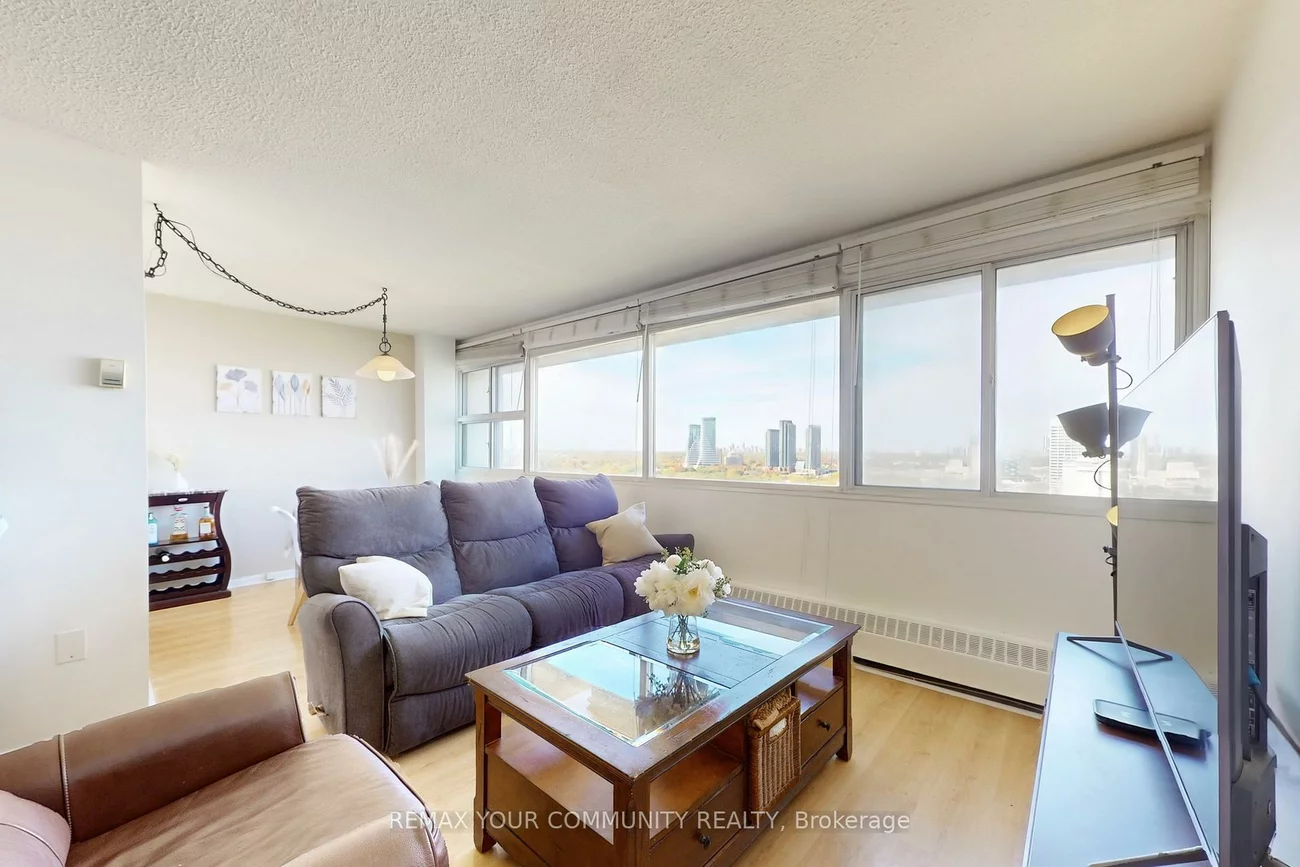 735, Don Mills, Flemingdon Park, Toronto