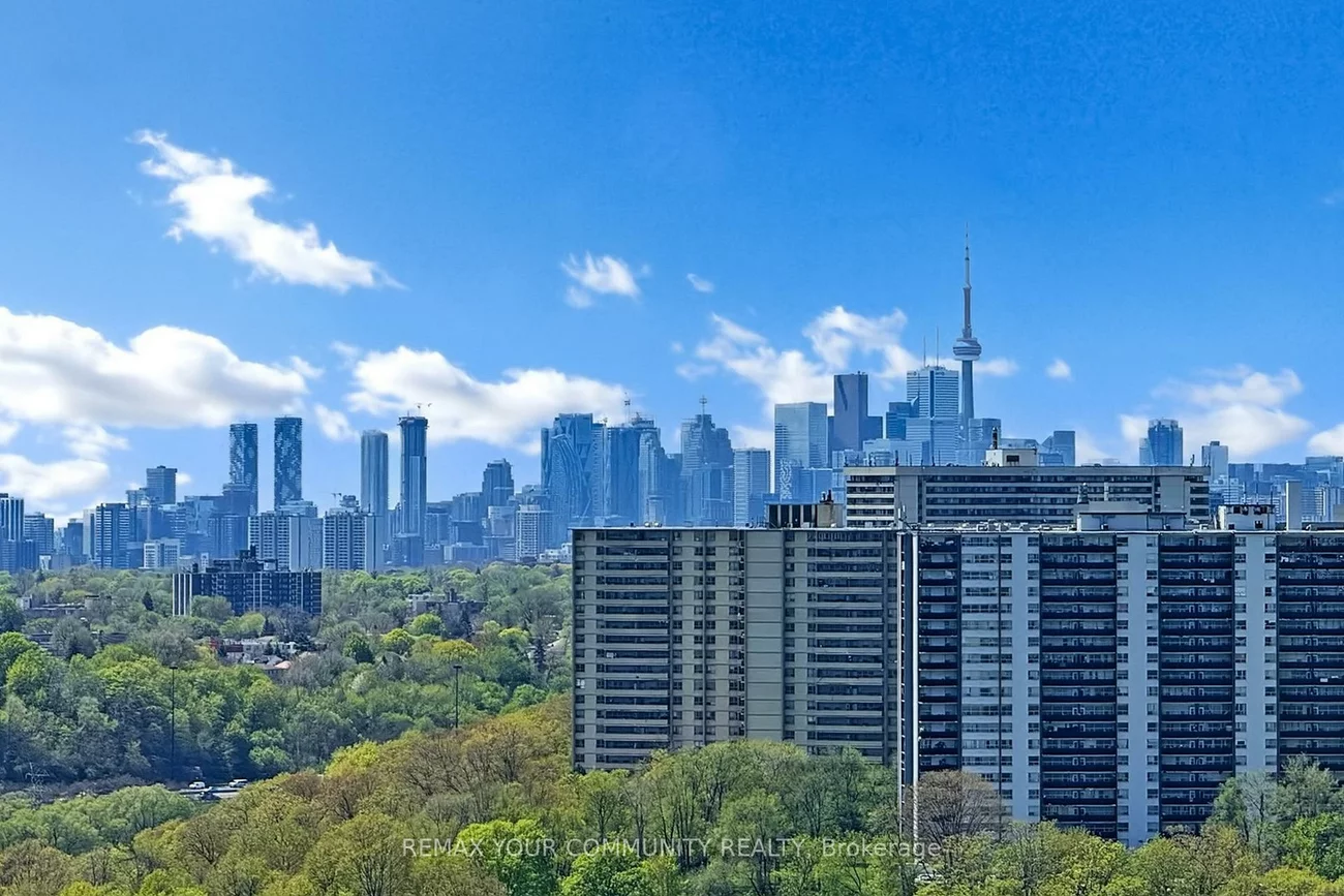 735, Don Mills, Flemingdon Park, Toronto