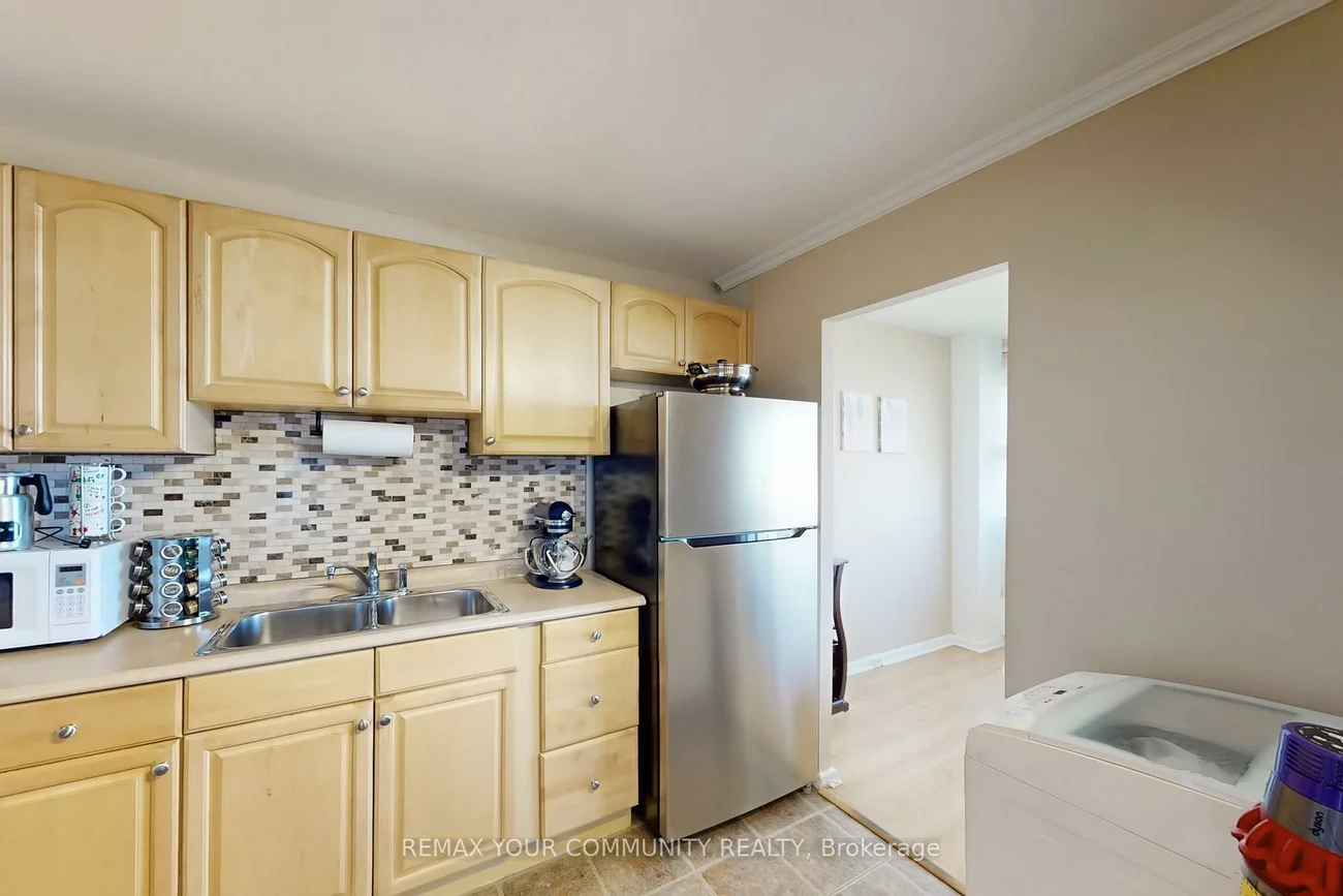 735, Don Mills, Flemingdon Park, Toronto