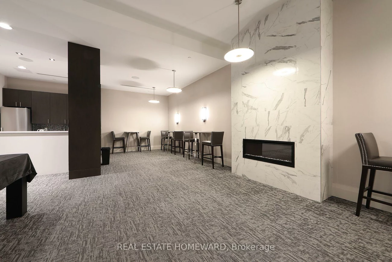 460, Adelaide, Moss Park, Toronto