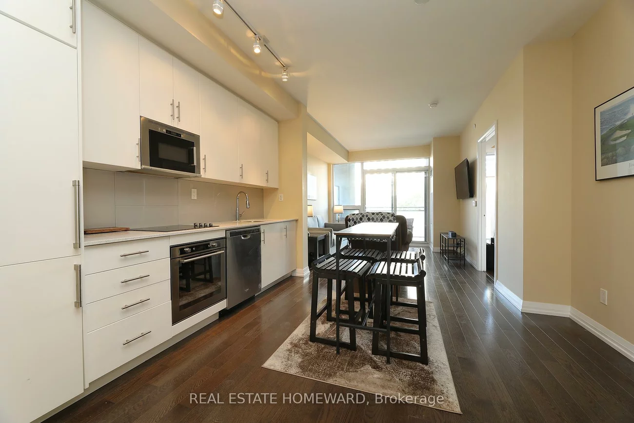 460, Adelaide, Moss Park, Toronto