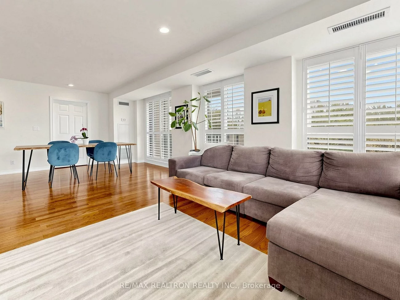 16, Dallimore, Banbury-Don Mills, Toronto