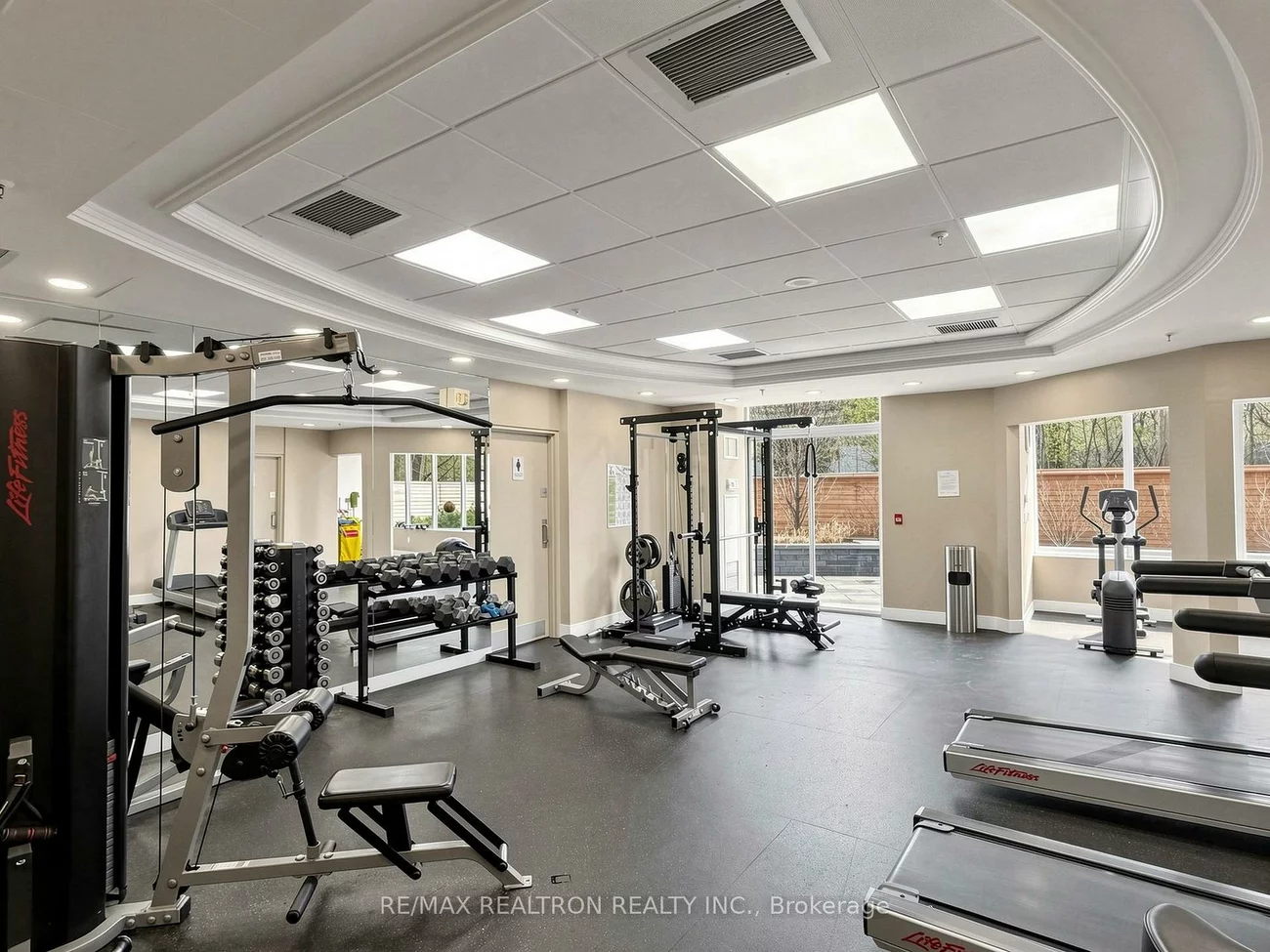 16, Dallimore, Banbury-Don Mills, Toronto