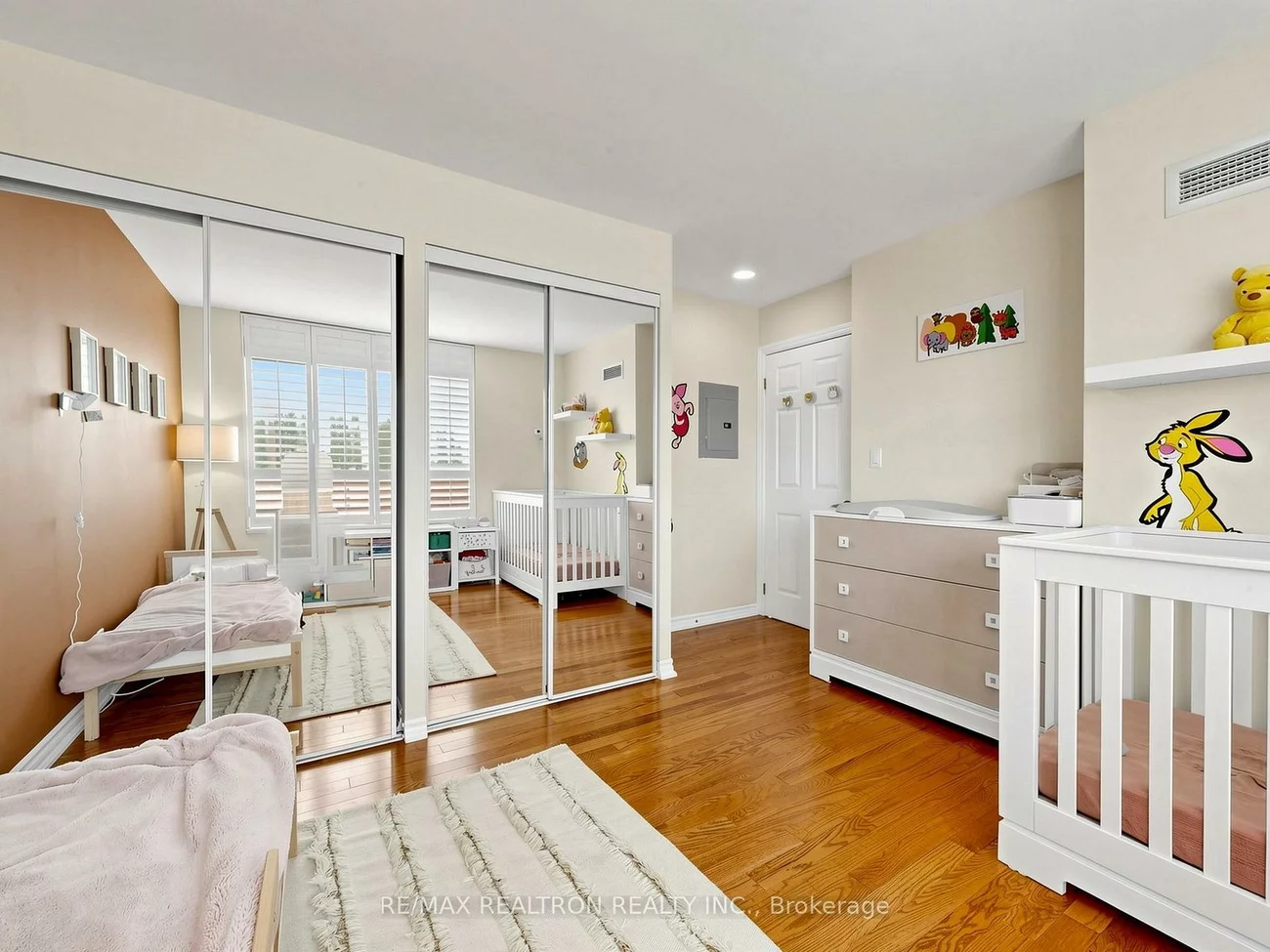 16, Dallimore, Banbury-Don Mills, Toronto