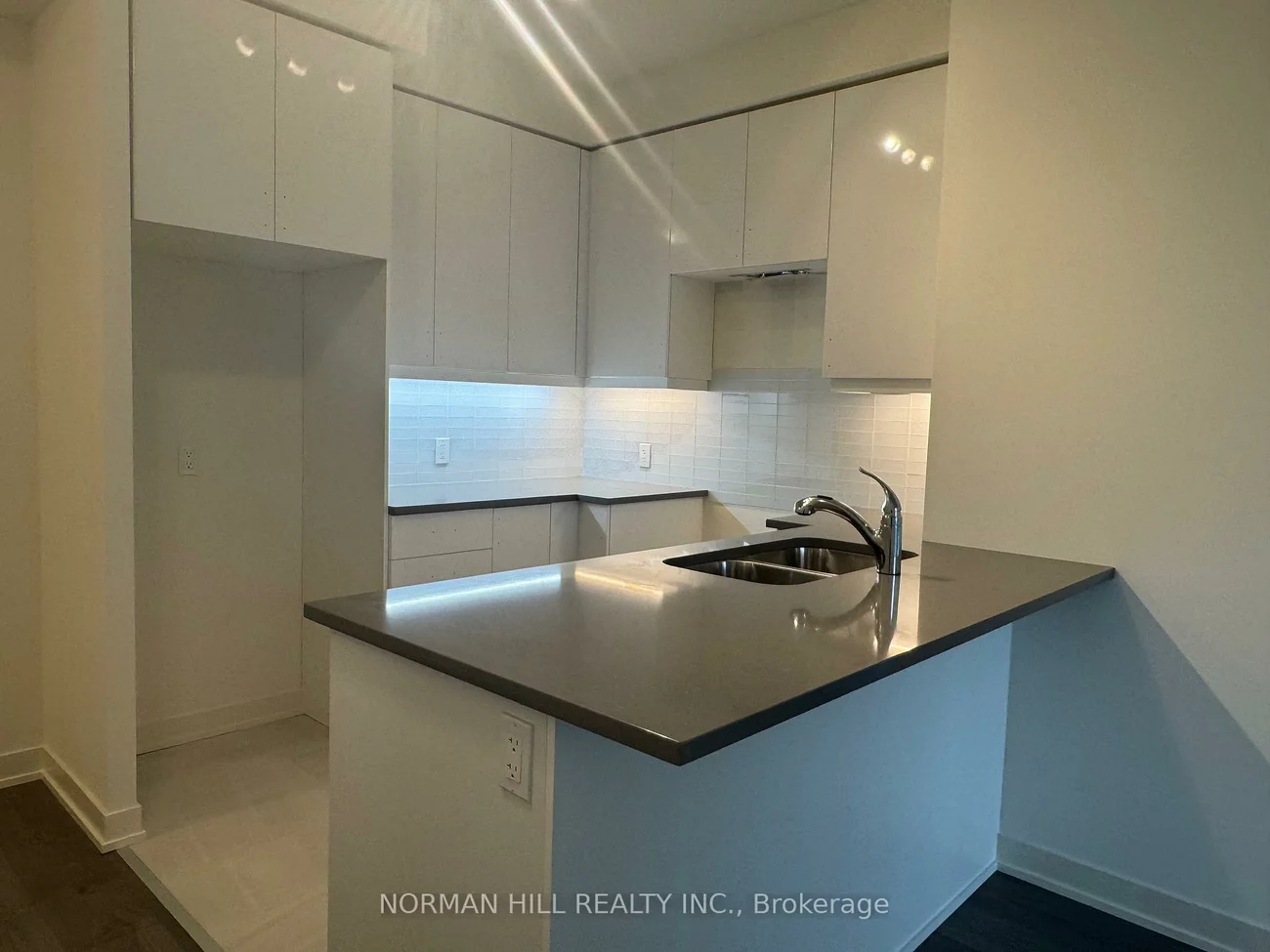 4955, Yonge, Willowdale East, Toronto