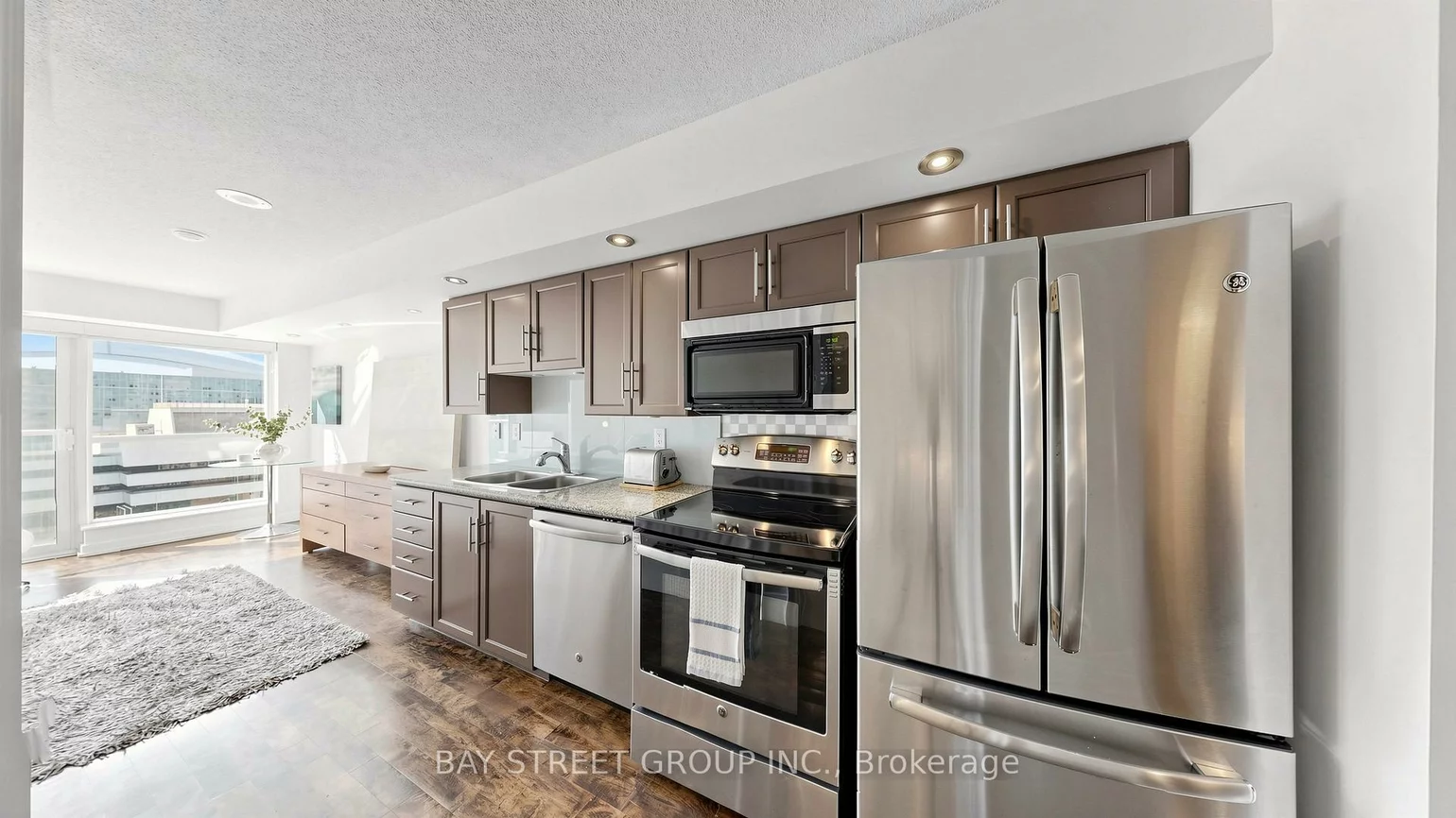 250, Wellington, Waterfront Communities C1, Toronto