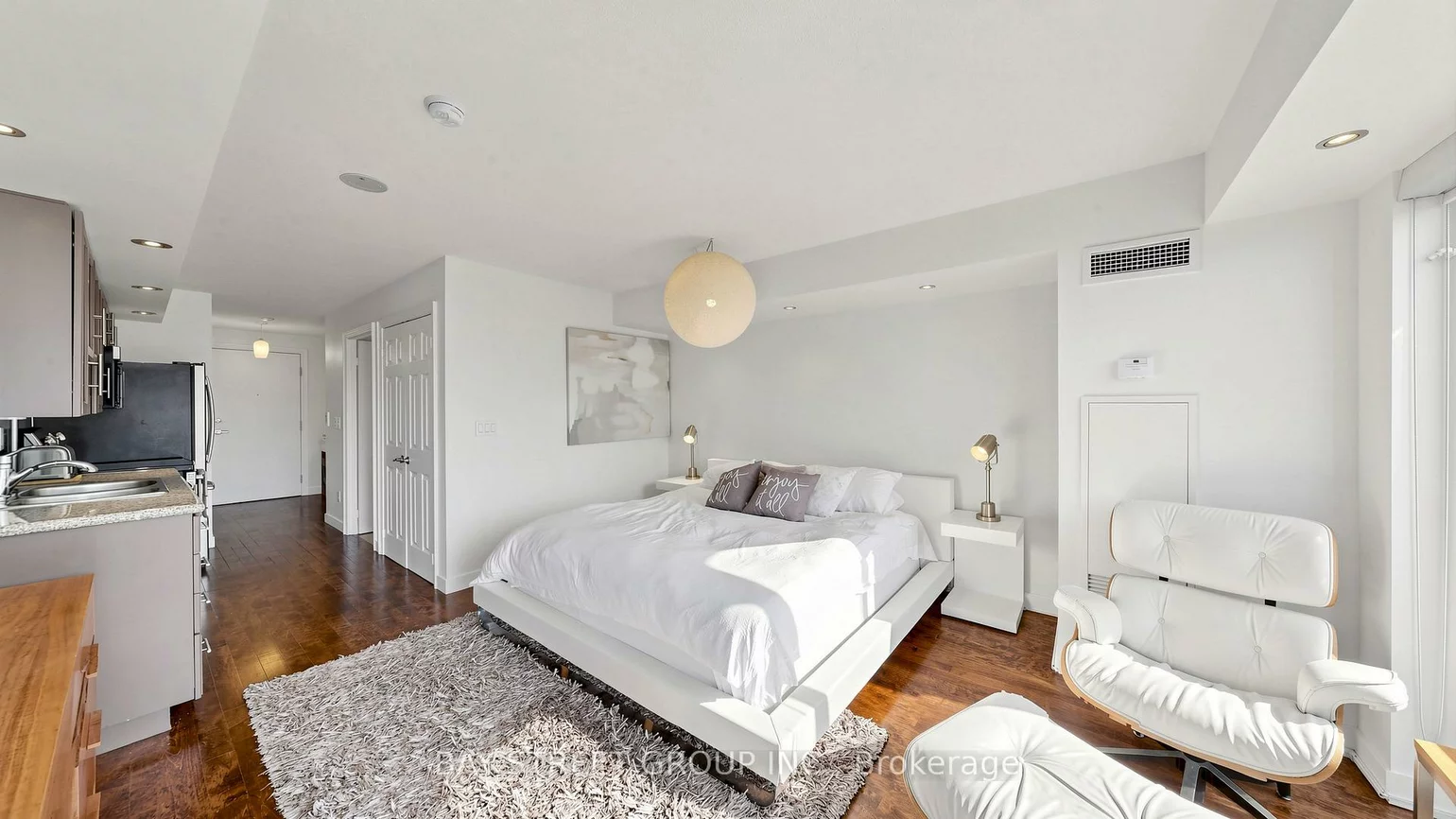 250, Wellington, Waterfront Communities C1, Toronto