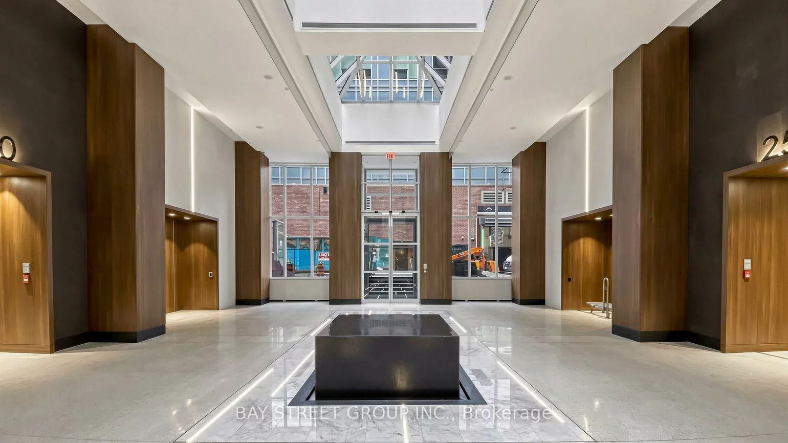 250, Wellington, Waterfront Communities C1, Toronto
