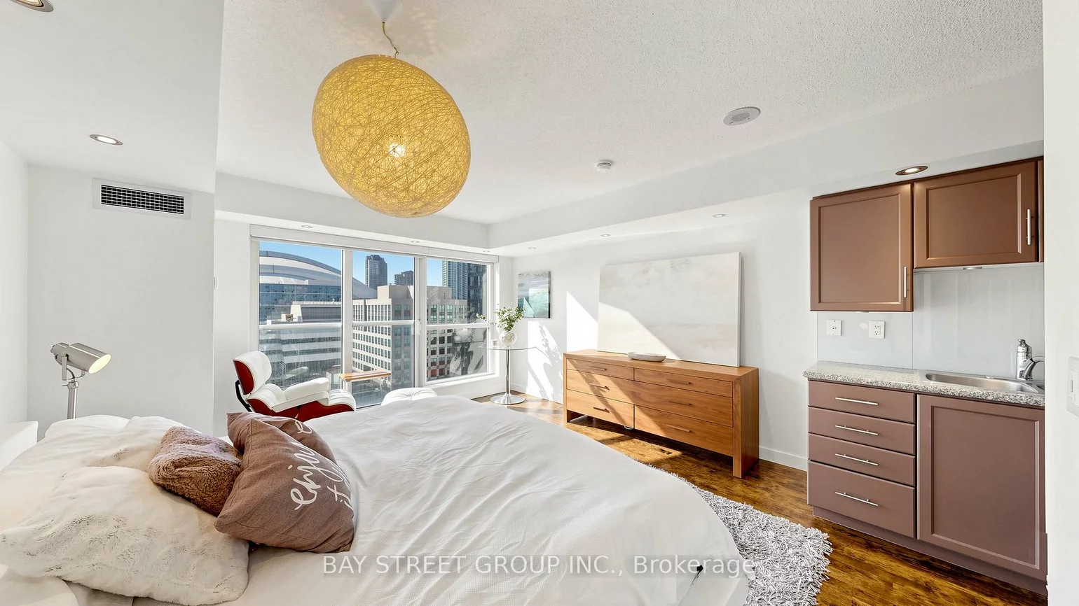 250, Wellington, Waterfront Communities C1, Toronto