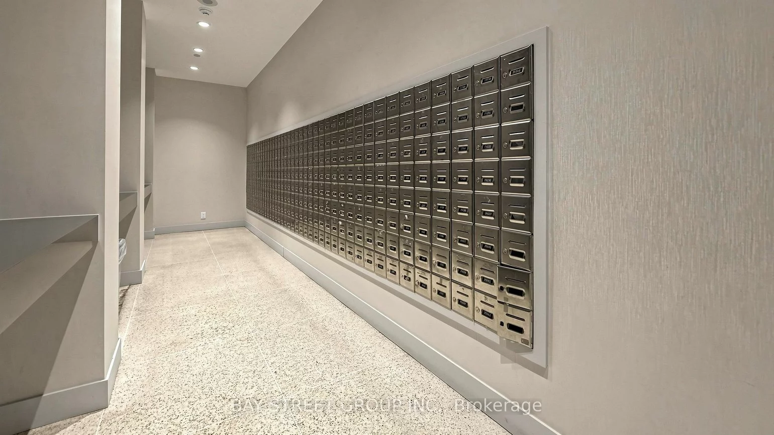 250, Wellington, Waterfront Communities C1, Toronto