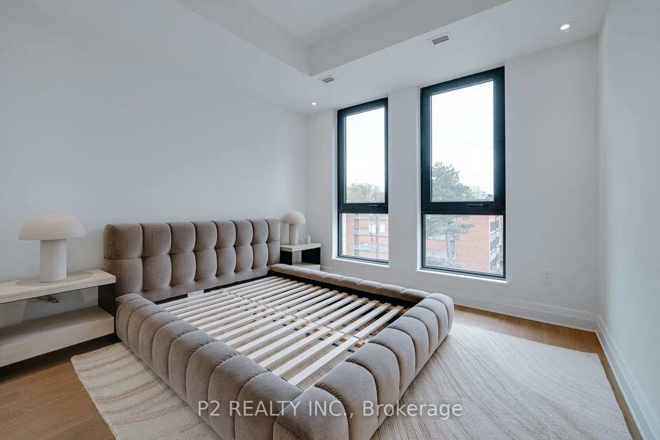 2, Forest Hill, Casa Loma, Toronto