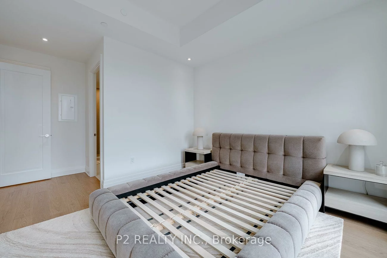2, Forest Hill, Casa Loma, Toronto