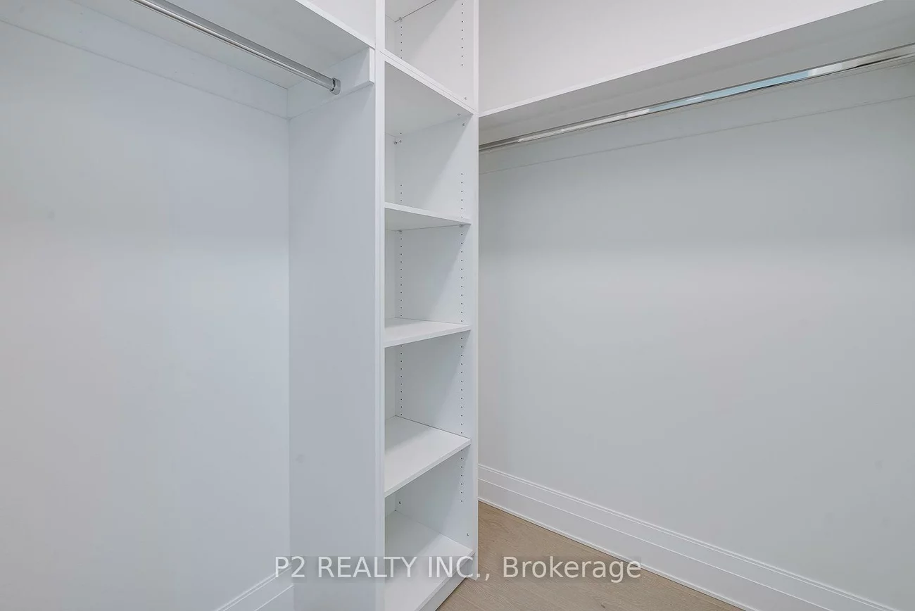 2, Forest, Casa Loma, Toronto