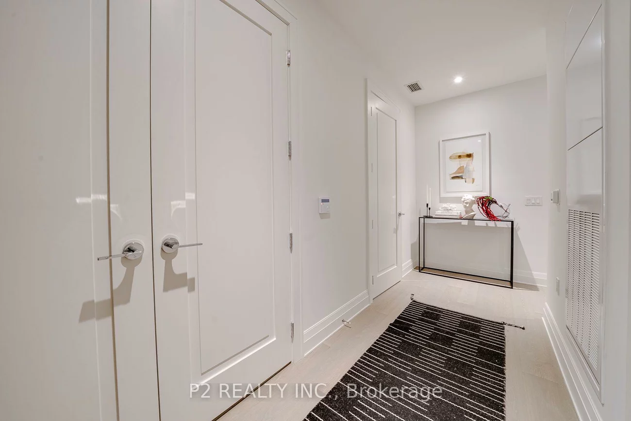 2, Forest, Casa Loma, Toronto