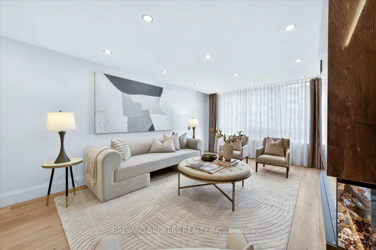 3600, Yonge, Bedford Park-Nortown, Toronto