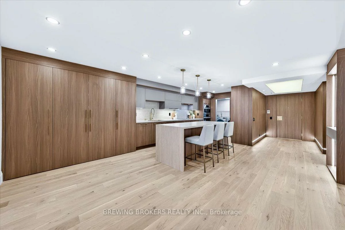 3600, Yonge, Bedford Park-Nortown, Toronto