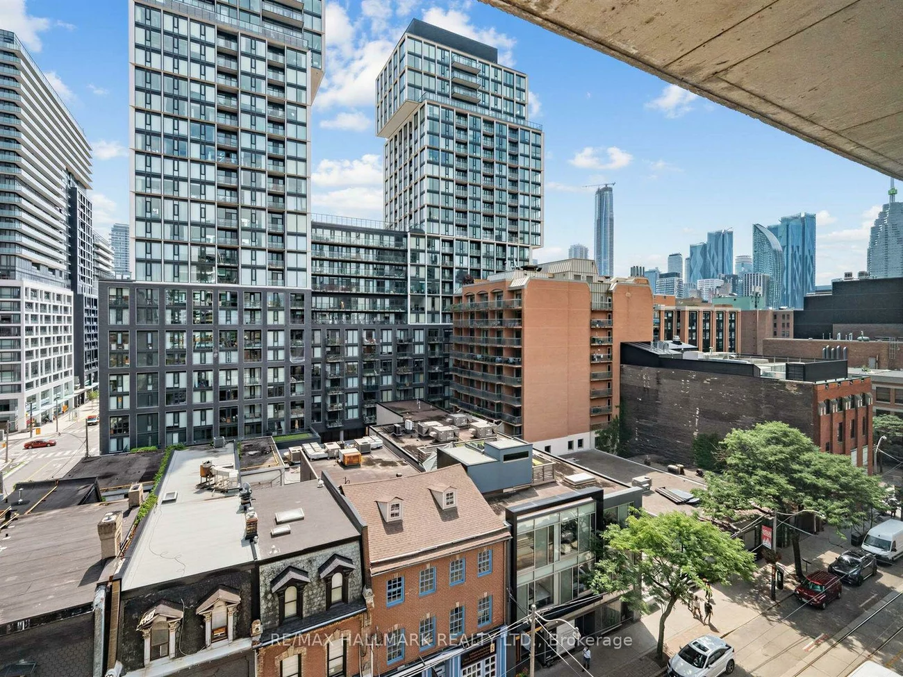 333, Adelaide, Moss Park, Toronto