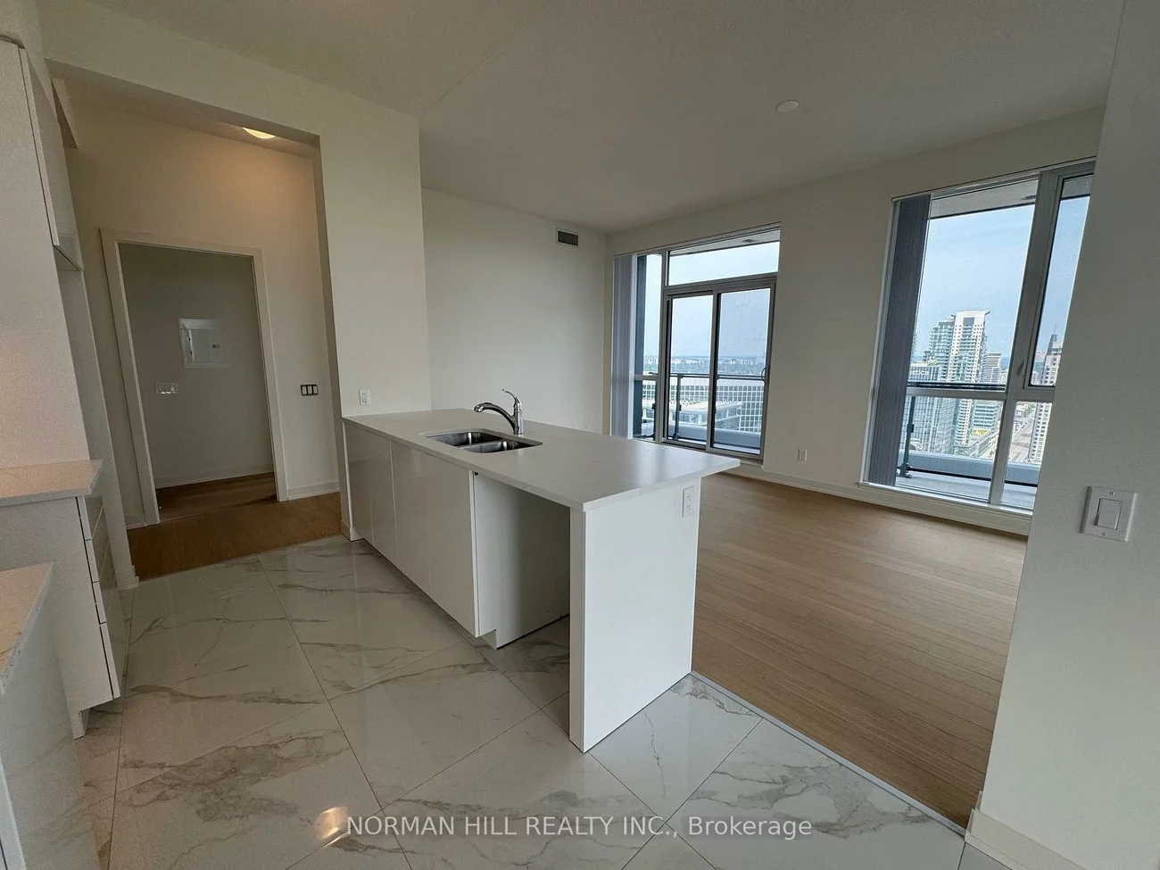 4955, Yonge, Willowdale East, Toronto