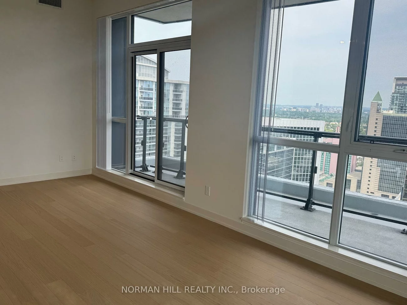 4955, Yonge, Willowdale East, Toronto