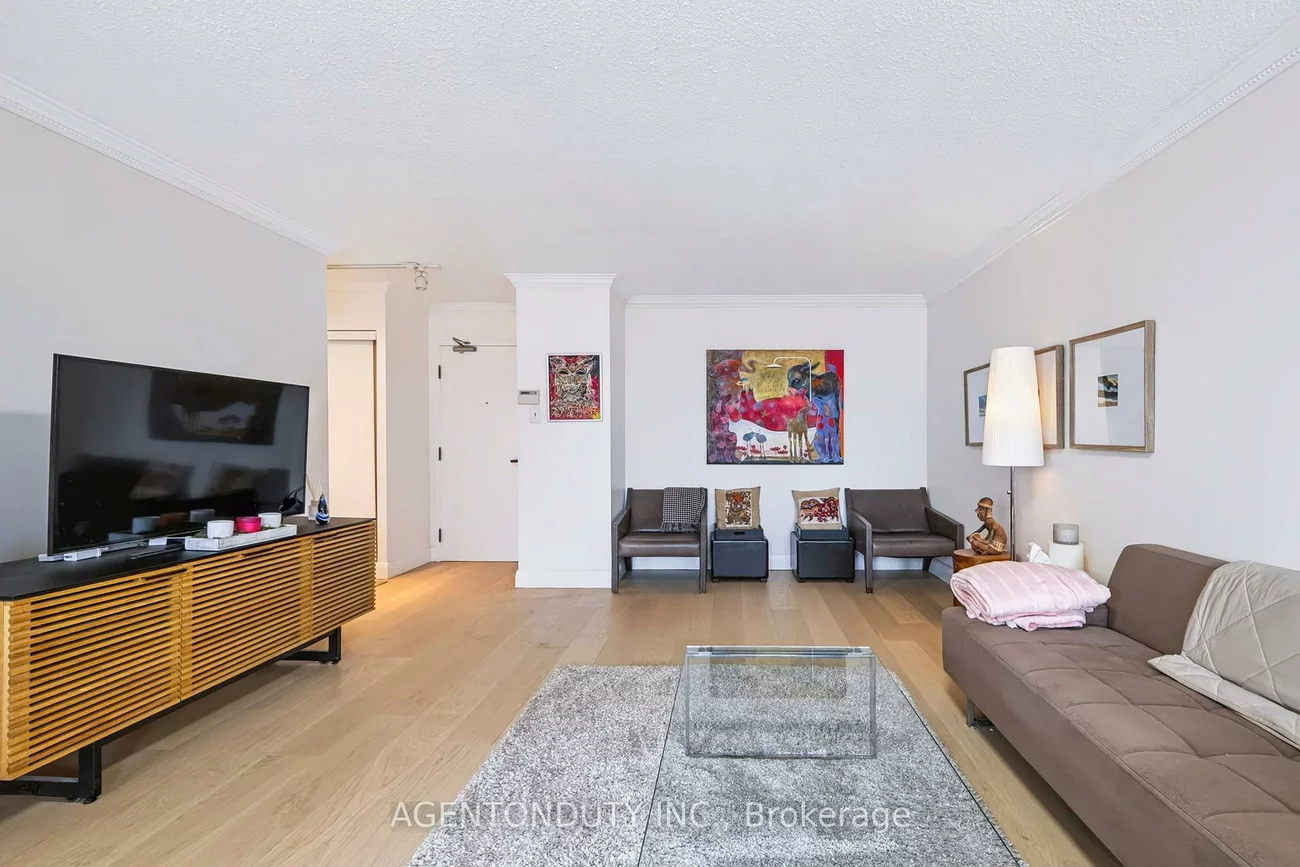 25, Maitland, Church-Yonge Corridor, Toronto