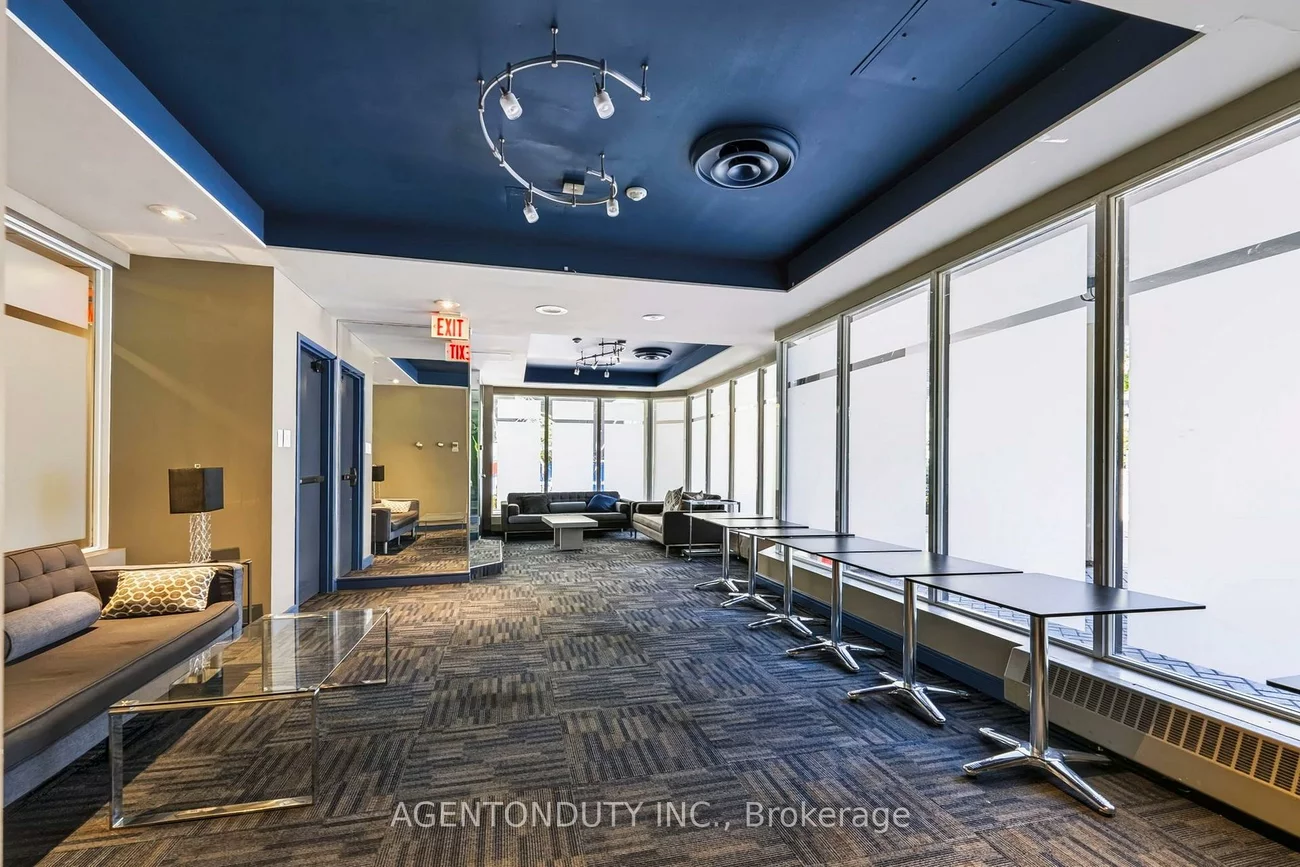 25, Maitland, Church-Yonge Corridor, Toronto