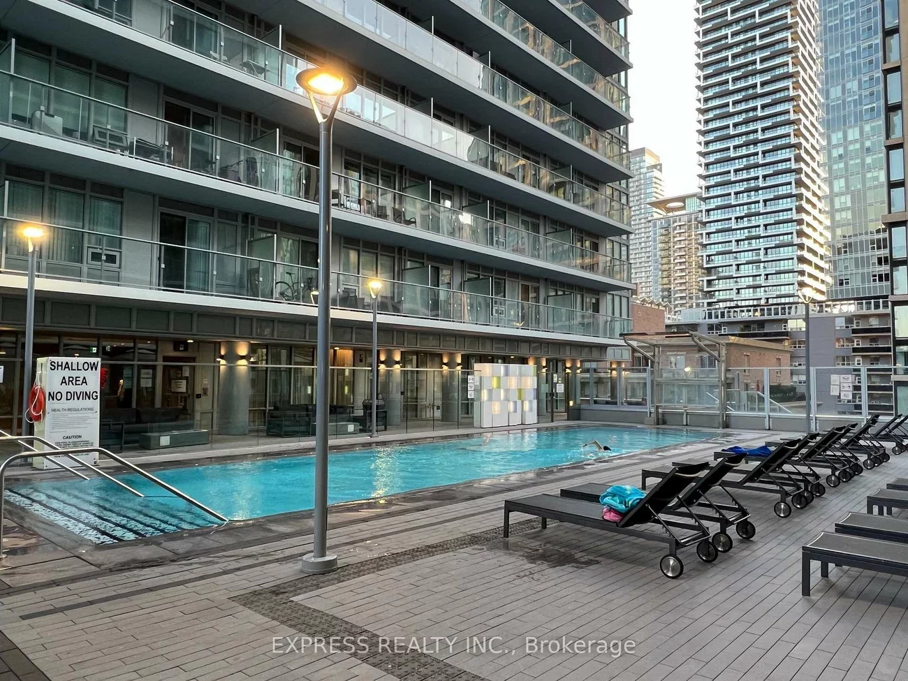 99, Broadway, Mount Pleasant West, Toronto