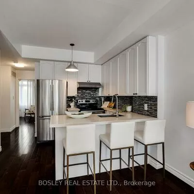 80, Carr, Kensington-Chinatown, Toronto