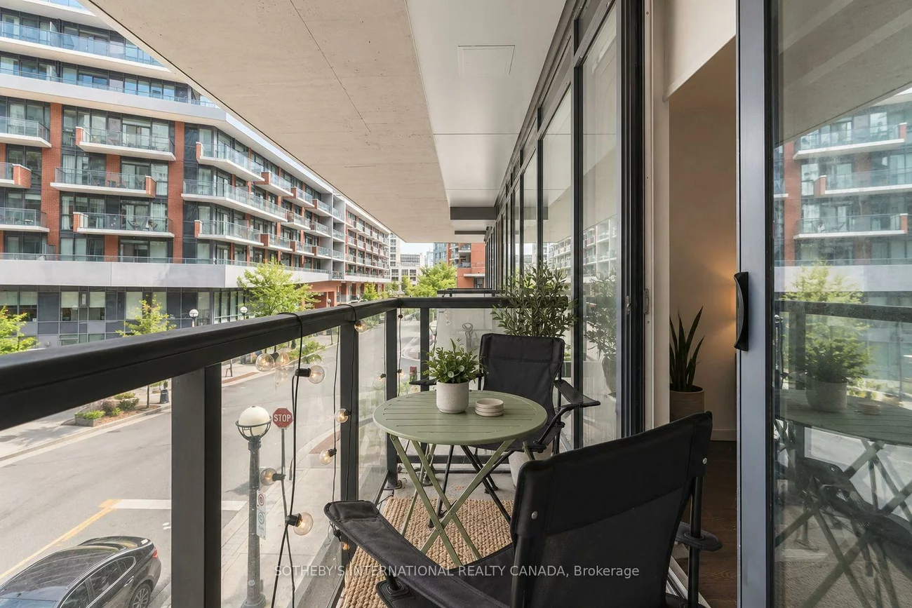20, Bruyeres, Niagara, Toronto