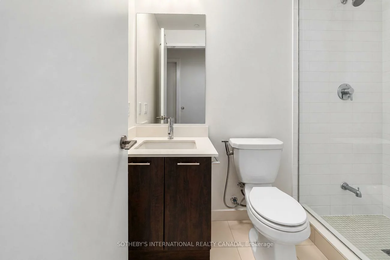 20, Bruyeres, Niagara, Toronto