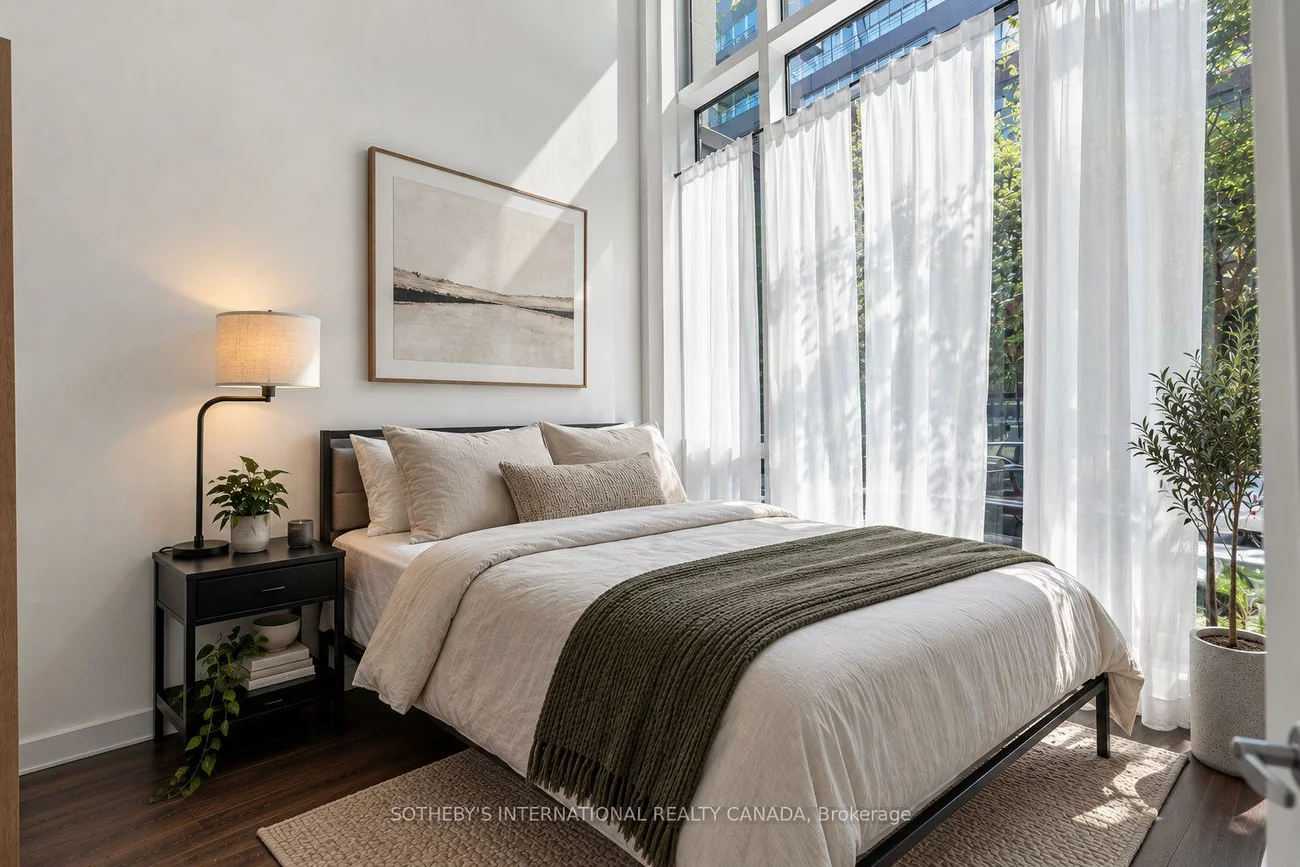 20, Bruyeres, Niagara, Toronto