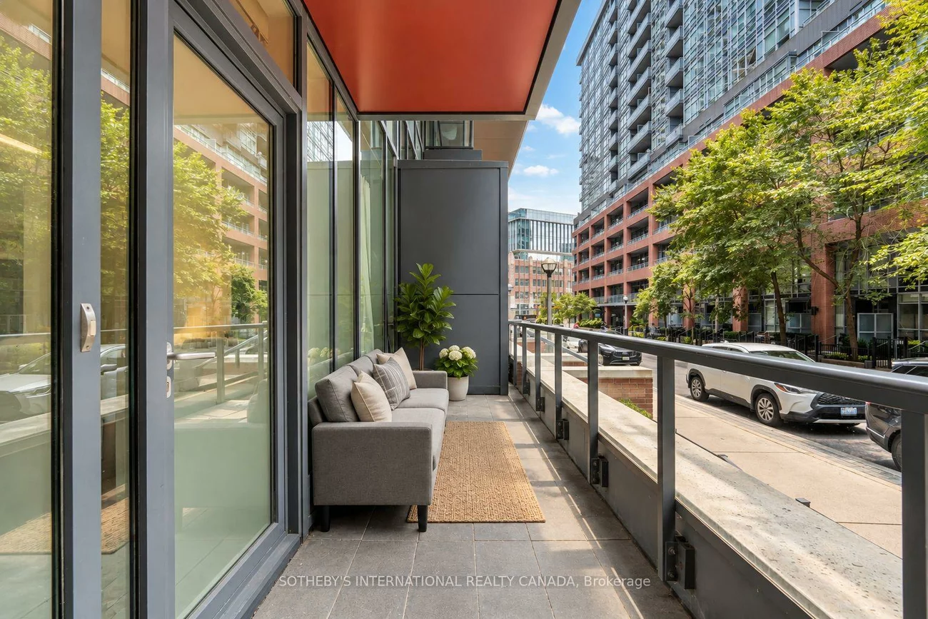20, Bruyeres, Niagara, Toronto