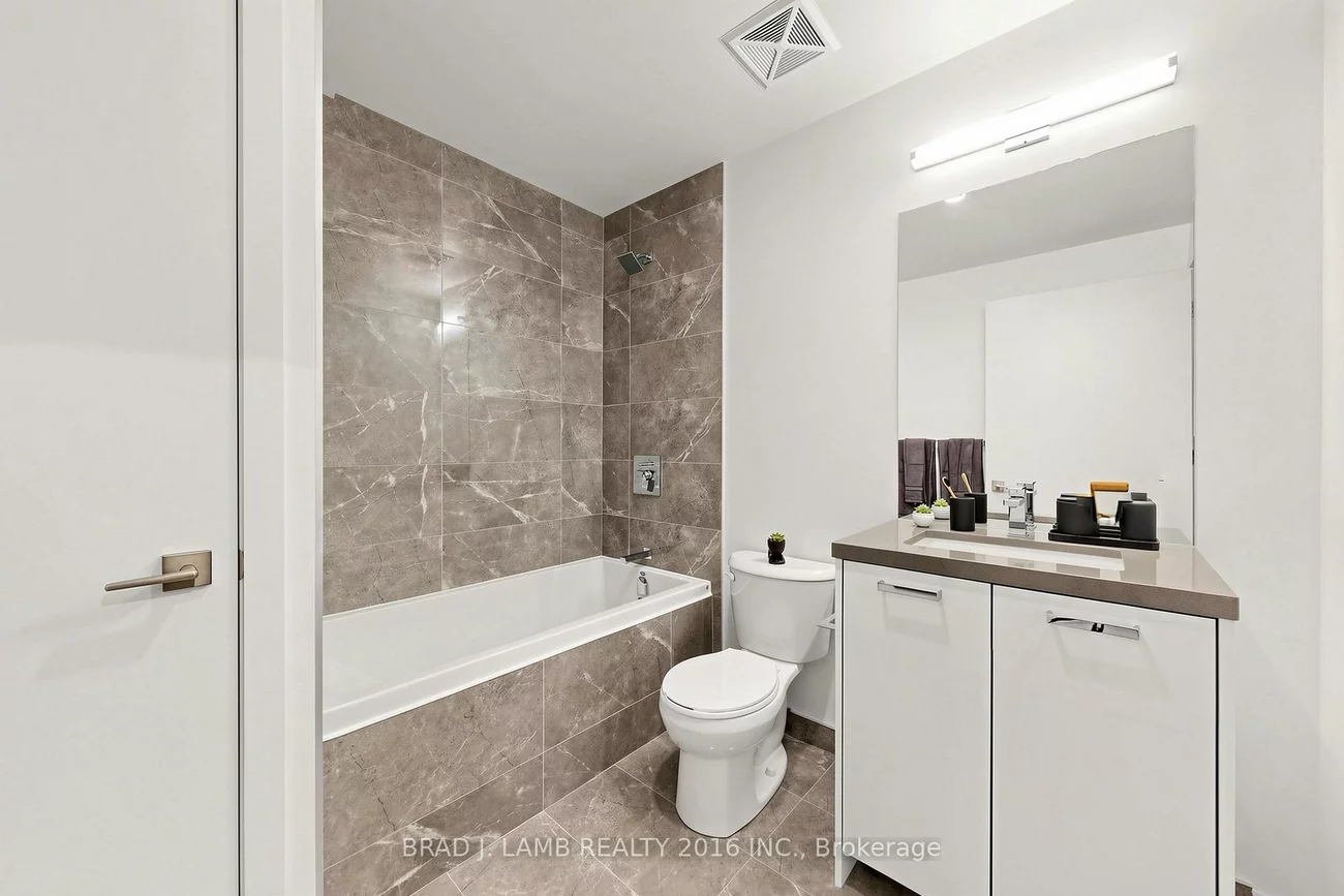 284, King, Moss Park, Toronto