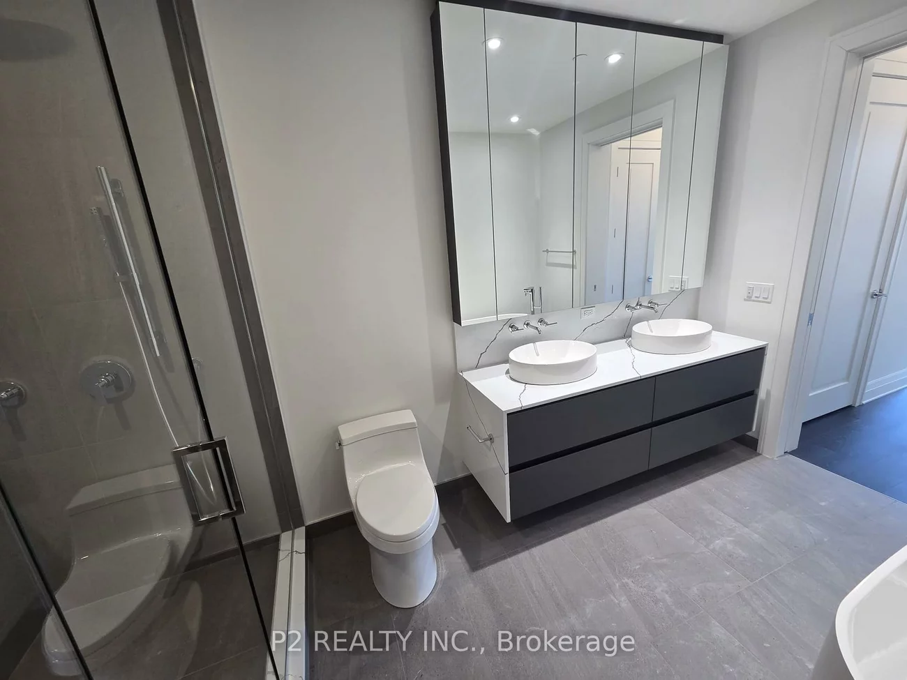 2, Forest Hill, Casa Loma, Toronto