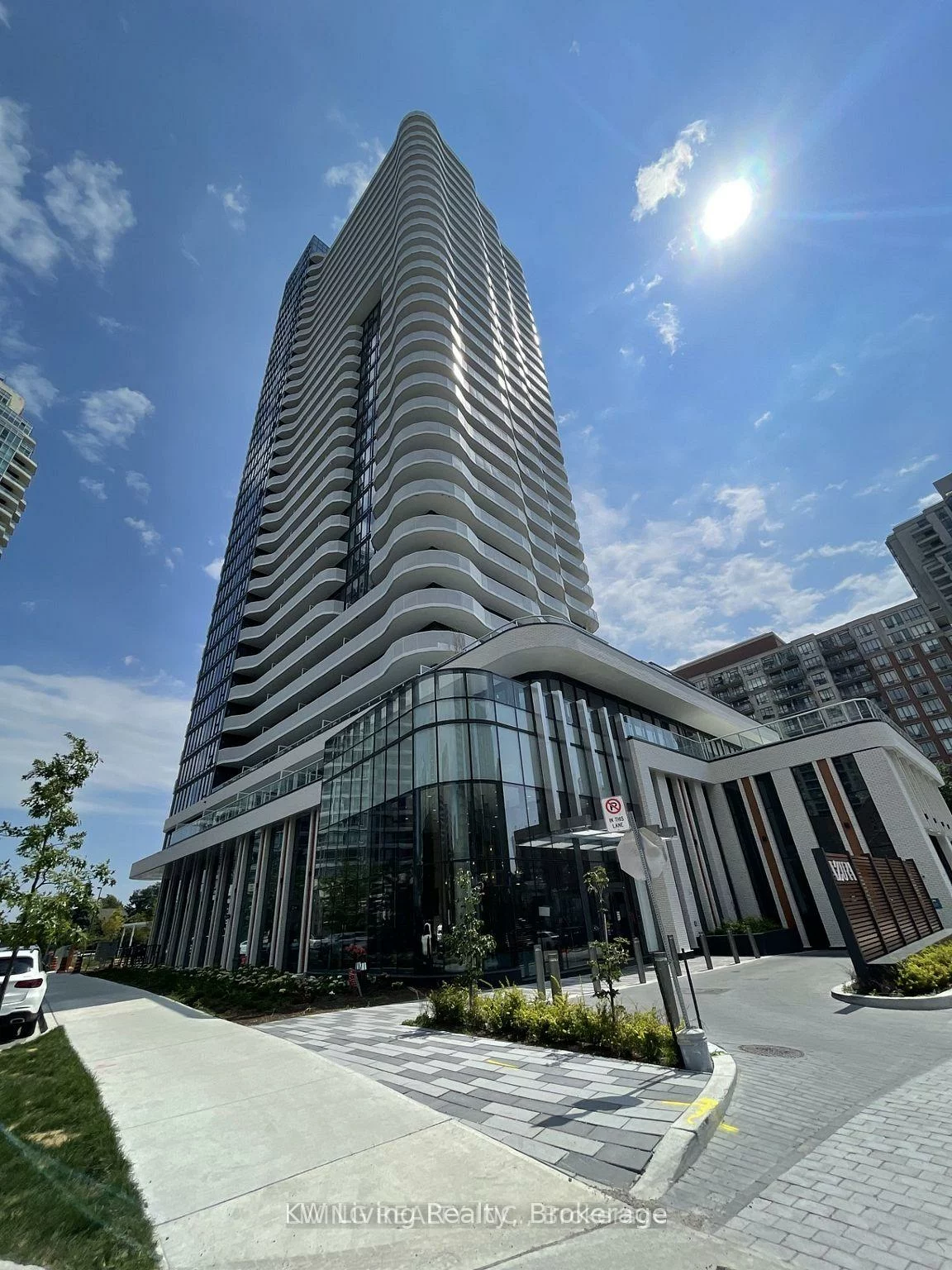 15, Holmes, Willowdale East, Toronto