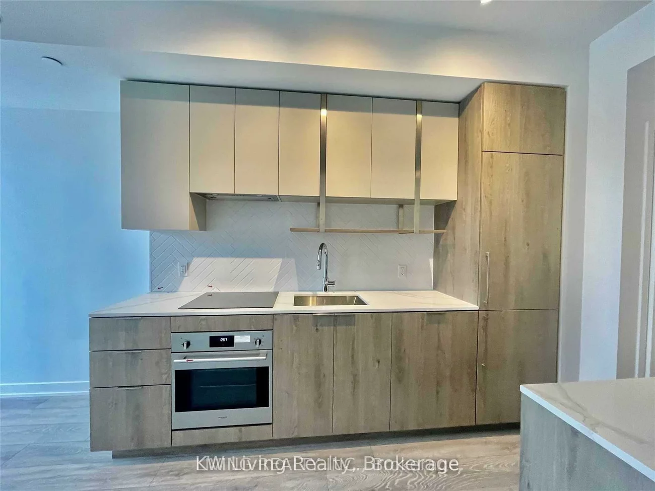 15, Holmes, Willowdale East, Toronto