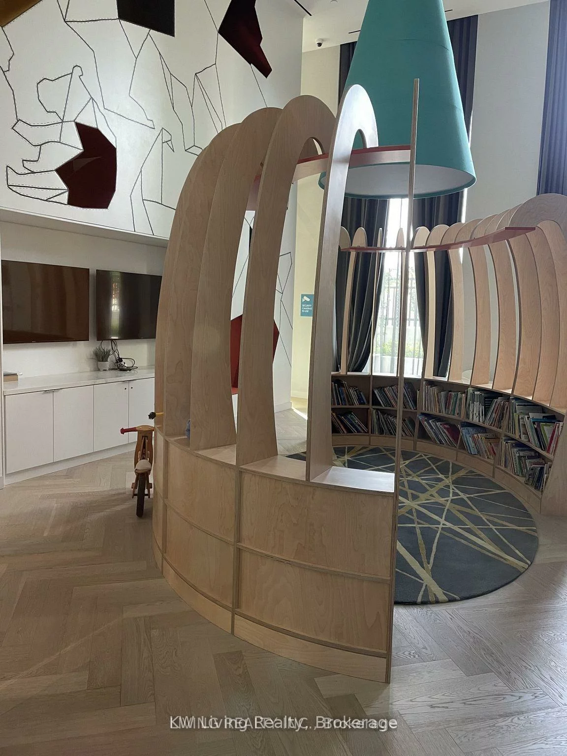15, Holmes, Willowdale East, Toronto