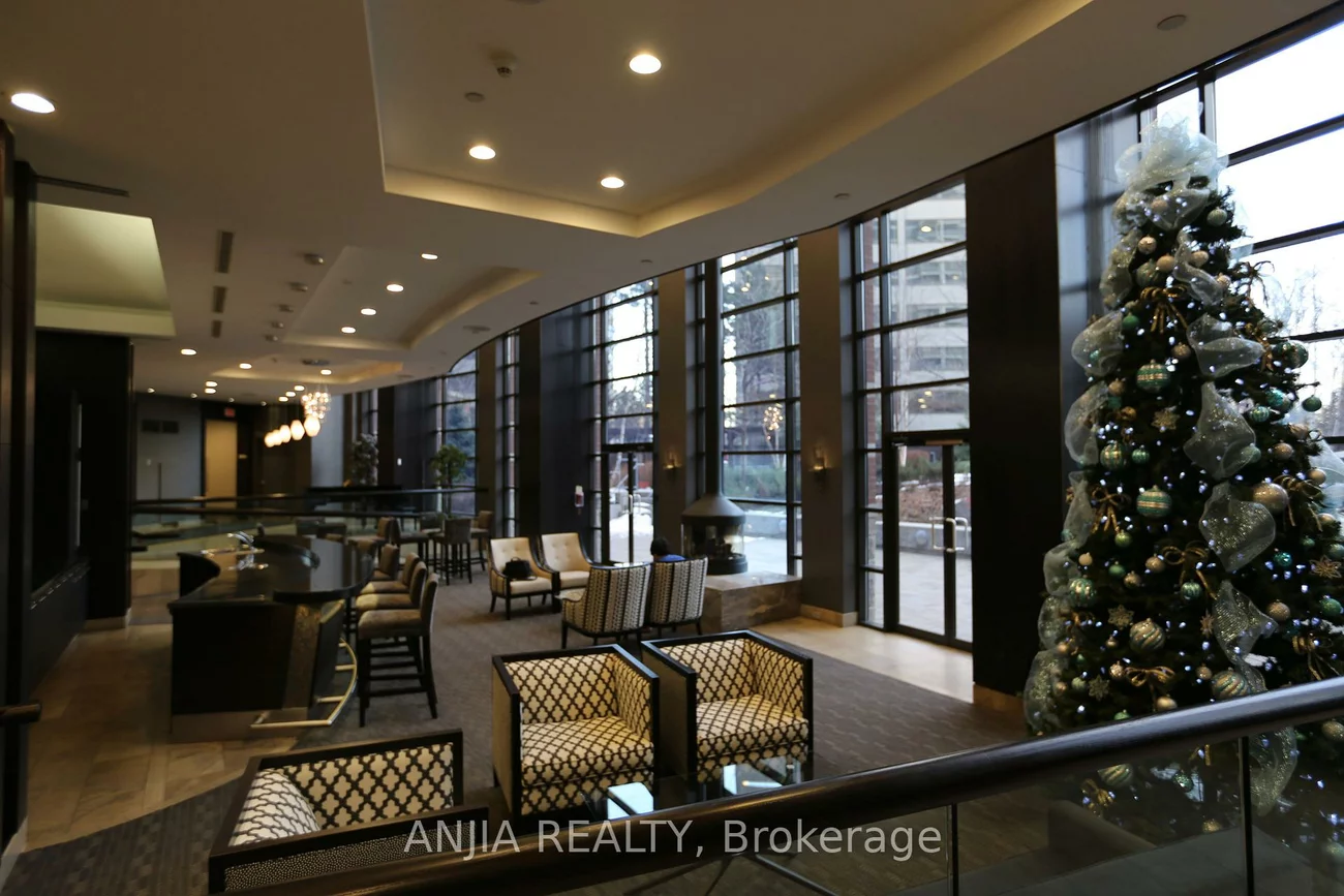 33, Sheppard, Willowdale East, Toronto