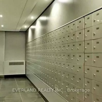210, Victoria, Church-Yonge Corridor, Toronto
