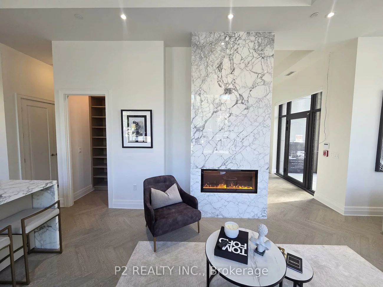2, Forest Hill, Casa Loma, Toronto