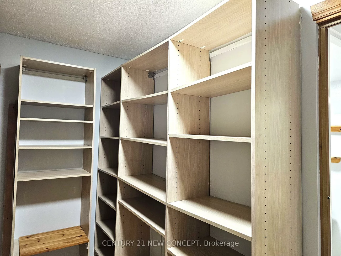 255, The Donway West, Banbury-Don Mills, Toronto