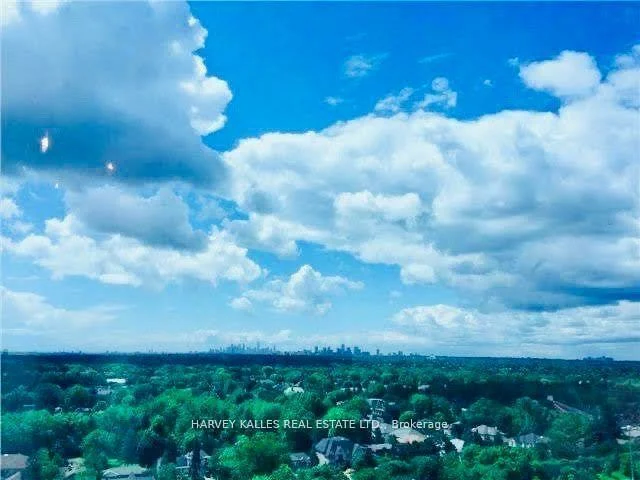 3, Rean, Bayview Village, Toronto