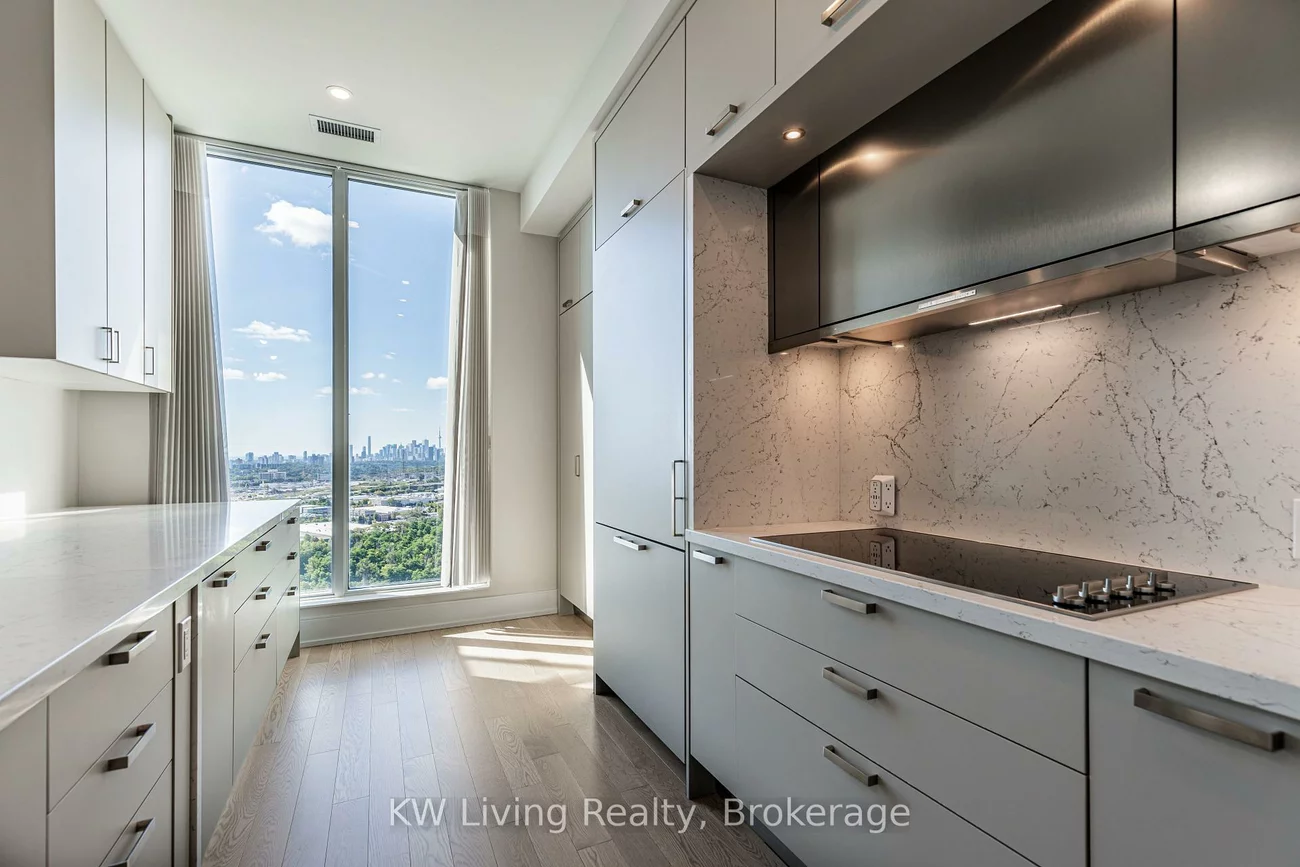 20, Inn On The Park, Banbury-Don Mills, Toronto
