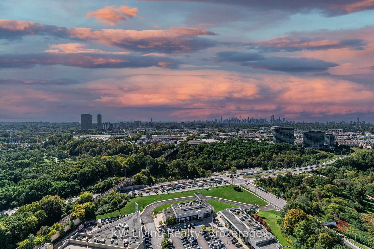 20, Inn On The Park, Banbury-Don Mills, Toronto