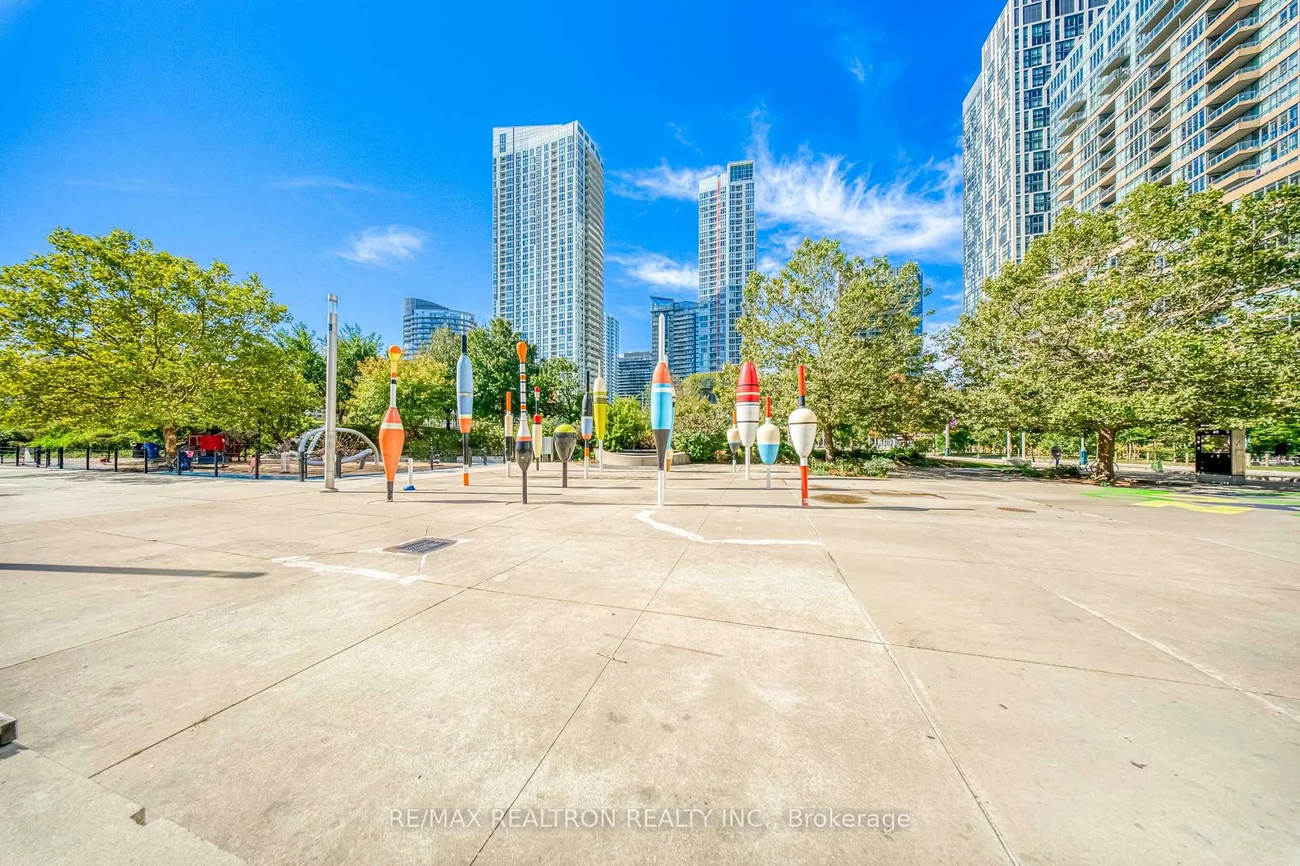 15, Fort York, Waterfront Communities C1, Toronto