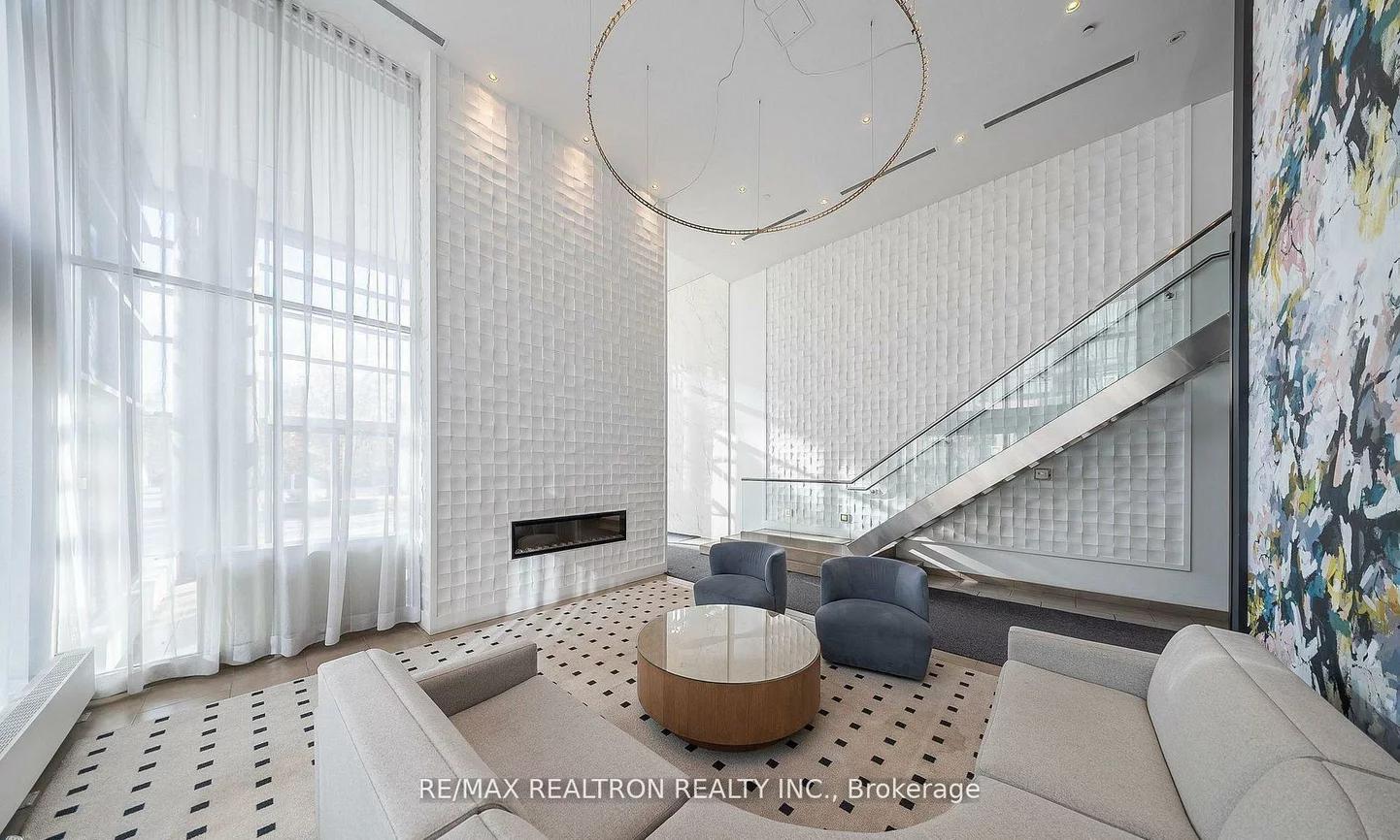 15, Fort York, Waterfront Communities C1, Toronto