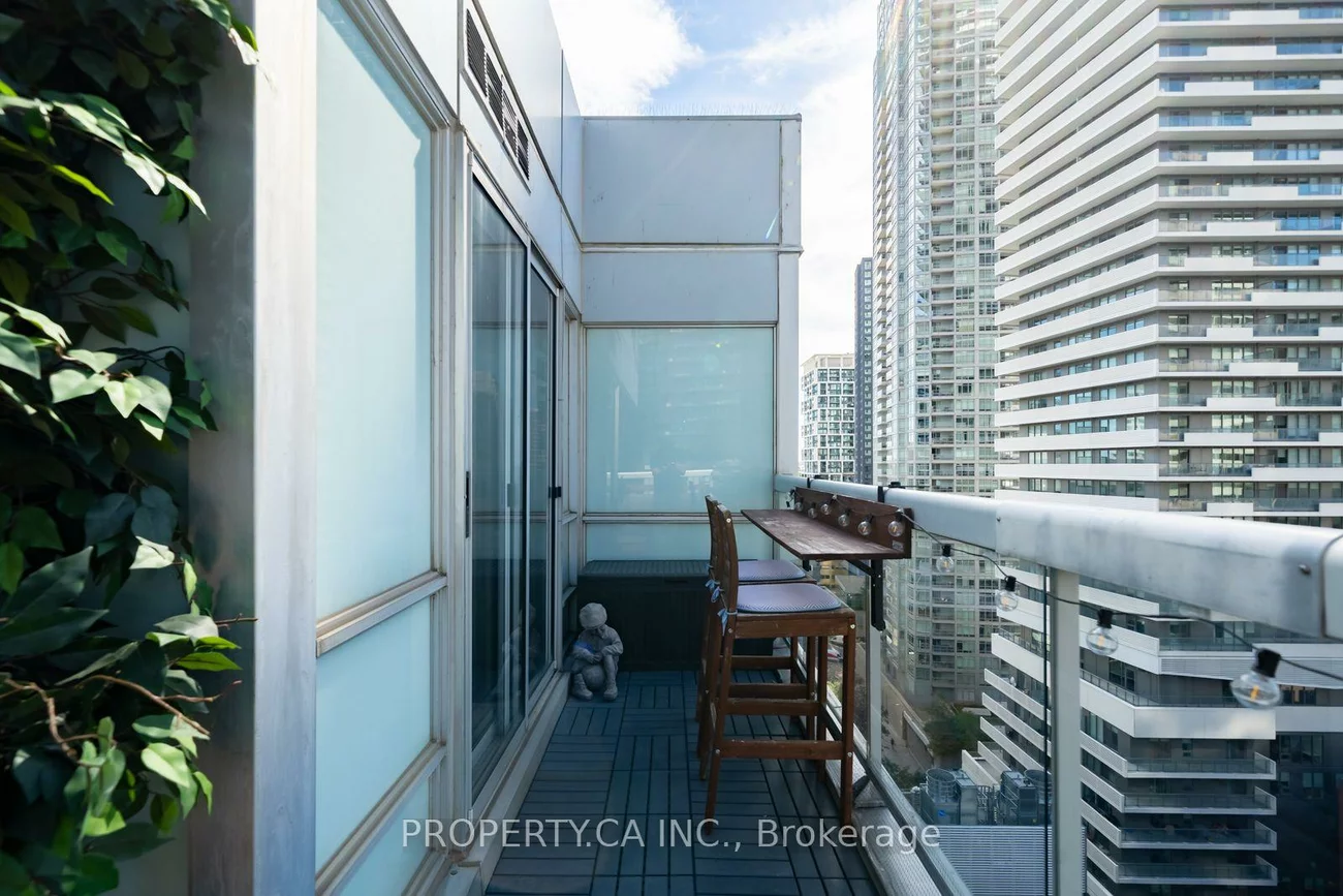 43, Eglinton, Mount Pleasant West, Toronto