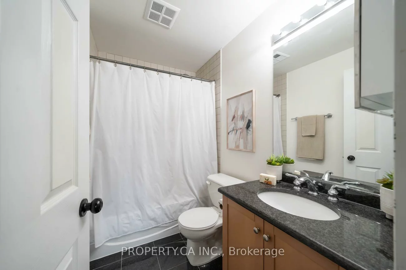 43, Eglinton, Mount Pleasant West, Toronto