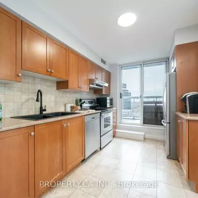 43, Eglinton, Mount Pleasant West, Toronto