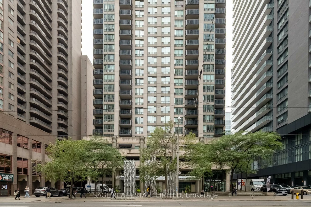 750, Bay, Bay Street Corridor, Toronto
